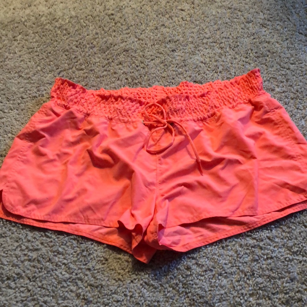 Women’s board shorts